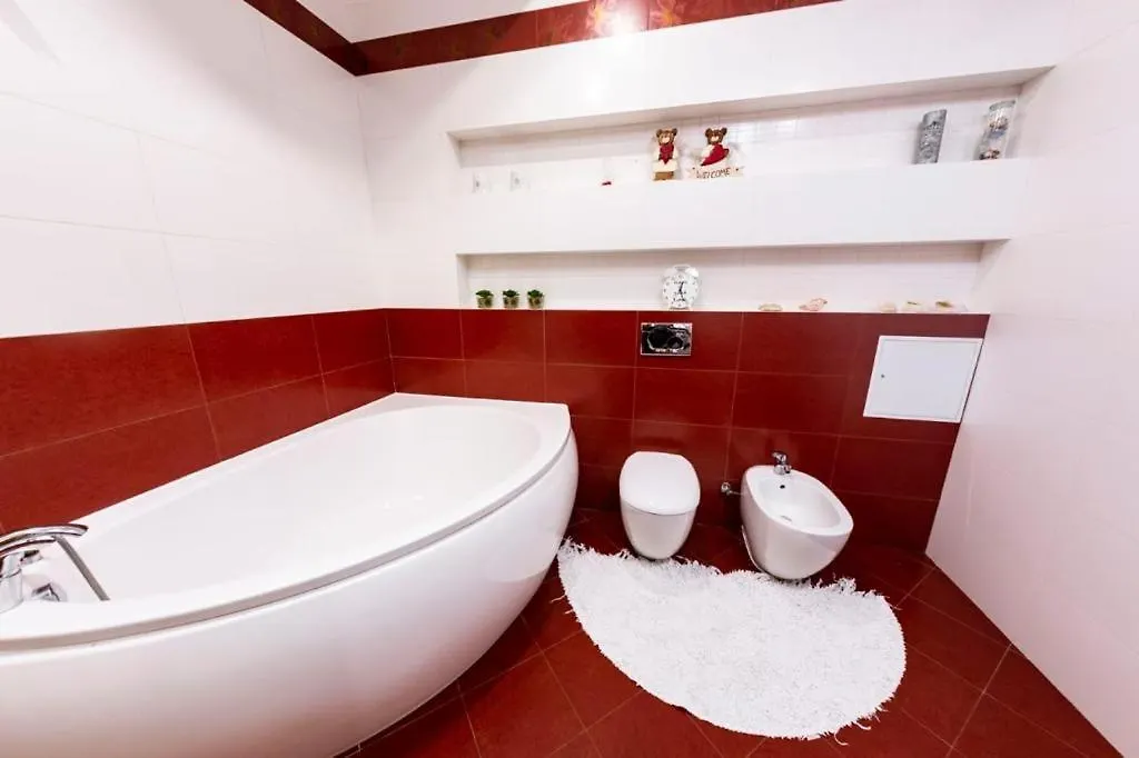 Kiev Lypki Signature Apartments
